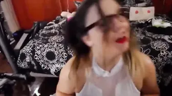 Voluptuous porn video – Pretty Amateur Mom Delivers A Fabulous Hand Job Inside pov