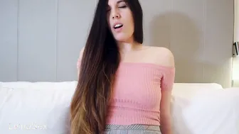 Futanari: My friend give me a oral sex