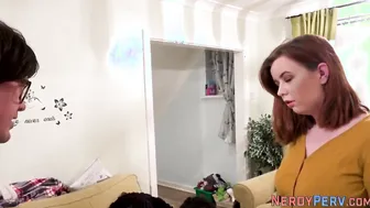 TricksyKittens - Newcomers Suck Off A Huge Dick In This Porn Prank
