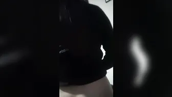 La Invito a Mi Amiga De teens Años a Ver El Partido