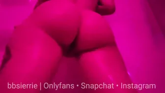 Small PAWG Twerking  Showing her Fat Young Twat
