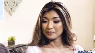18yo eastern pussylicked and is facesitted by slender 19yo teenie
