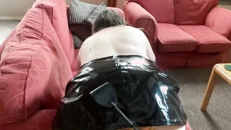 Bimbo Gets Bottom Spanked