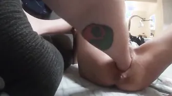 Insane fisting snatch