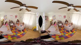 Sexual America - Jazmin Luv Penelope Woods  Samantha Reigns Share the Big Penis of the College d