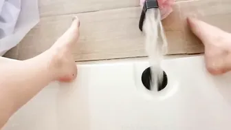 SFW Bathtub Climaxing