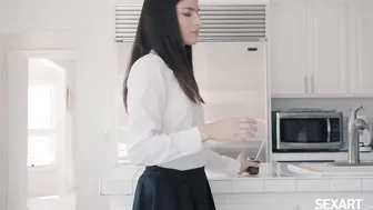 Incredible dark haired