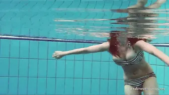 Piyavka Chehova hottest underwater stripping ever