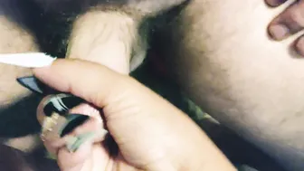 Random porn video – Mom offer a Random Hand Job