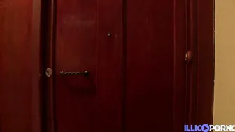 Sienna anglaise dévergondée se fait défoncer le cul