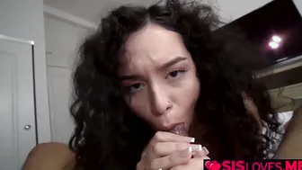Stepbroher fucking his stepsister inside exchange of making him change his house