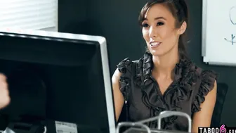 Determined lesbo professor mom wants to be impregnated