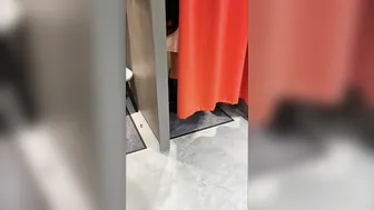 Shopping no pantie