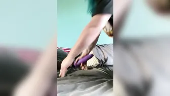 Sneaky mom Wakes up Freaky