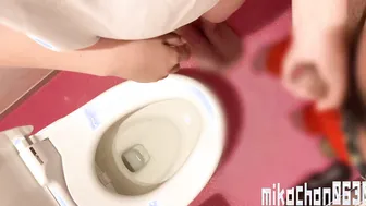 【主観】ムラムラしたからセフレをトイレに呼び出して手コキさせた