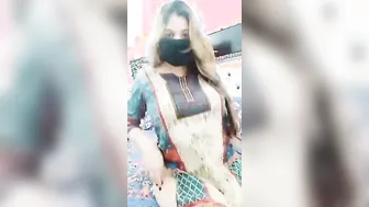 Pakistani Women Naila made a Custom Film for her Client with Urdu Audio