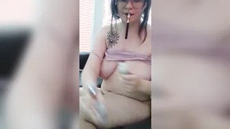 Plugging my Adorable Butthole