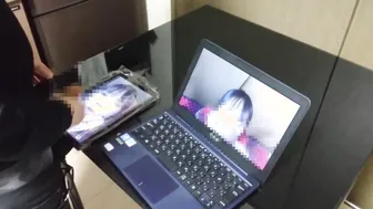 【自粛期間の部屋での楽しみ】今から裏垢女子の顔動画にぶっかけるよ！