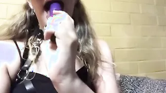 women Home alone Plays with her new Sex Toys