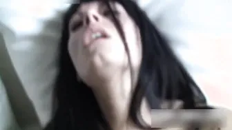 Berlin porn video – Julia 18 yo from Berlin - 100% real Amateur
