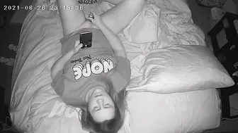 Hiddencam porn video – Big Boobed Milf Has Explosive Concealed Webcam Orgasm with New Toy