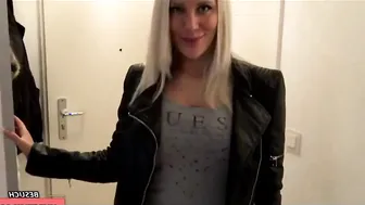 Shopping porn video – SPONTANES SHOPPING FICK DATE  DIE PANTS HUNDIN