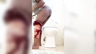 Bare Toes Letting the Peeing Drizzle out
