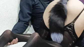 Que porn video – A Esta Gatita Le Gusta que La Acaricien Mientras Está Acostada