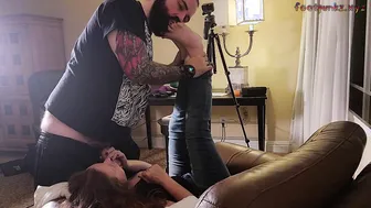 Avn.footpunkz.cöm - Mellissa Shepard Head / Hand Job  makes me Cum three Times to her Juicy Soles
