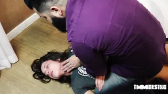 Chupei a bucetinha da amiguinha lesbica e roubei ela do marido bundão - Immersive -