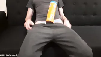 Prank with the Pringles can or how to Trick (fool) your Lover.