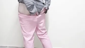 Hola Soy Nicole y éste Es Mi Pequeño Culo