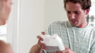 Stepson visits and fucks his mommy into the parlor