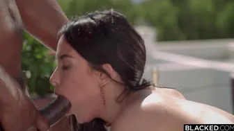 Anissa Kate porn video – Anal et interracial avec Anissa Kate chez blacked