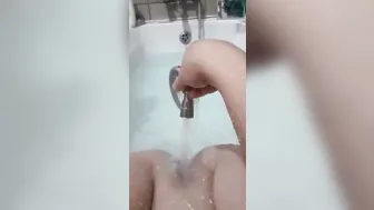 Object insertion:open shower rose into my vagina intil i squirt