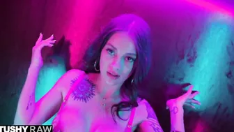 TUSHYRAW Hottie Dark Hair gotten her Tight Booty Spread out