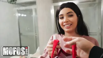 Mofosnetwork porn video – Mofos - Aaliyah Hadid  Tara Ashley are trying to view whose Bj is better with Tyler Steel