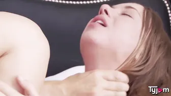 College Girl chick Taylor Sands needs to take this large cock