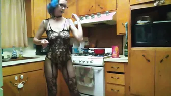 Mac n Cheese plus Masturbation Part one