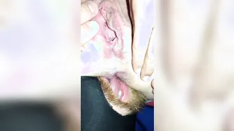 PAWG milf Sits her Booty on a Sex Chair for some Insane Booty Licking while she Records  Plays too