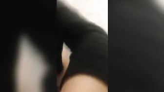Les porn video – Une noire accepte de baiser dans les cages descaliers