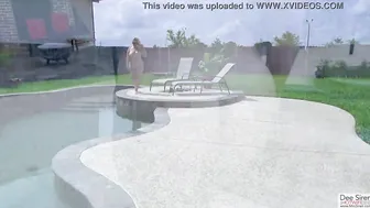 Having Fun Nude into the Pool with Vibrator