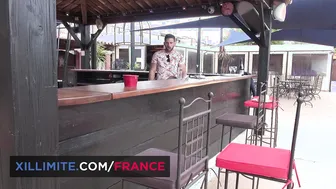 beauty 18 on Holidays Hook up with the Bartender