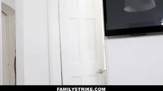 Sofie Reyez porn video – Hispanic Step Sister Sofie Reyez Helps Her Huge Cock Brother pov