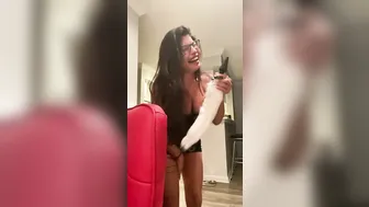 Teaching porn video – Teaching my Friend how to use the Plug