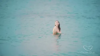 Teaser porn video – TEASER: Charlie Forde  Olive Gee on Australian Beach