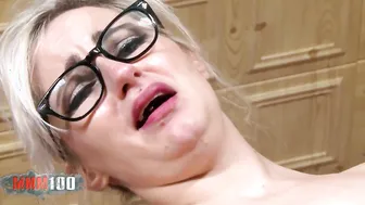 Anna Daey has solo sex with a fucking machine