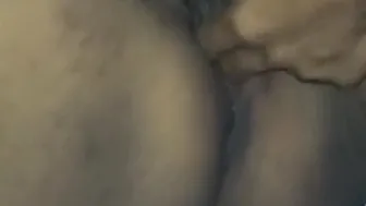 Filipina CUMSHOT - Eating and finger bang her tight vagina
