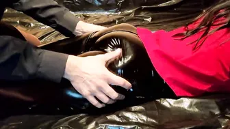 Snatch porn video – Banged My Tight Snatch into Ripped Leather Wetlook Pants