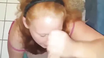 Sie will Sperma ins Gesicht